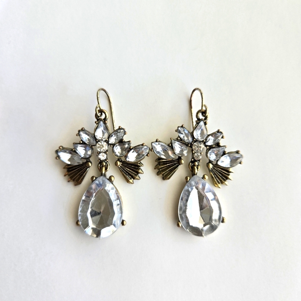 Vintage inspired crystal boho indian earrings bronze finish silver rhinestones